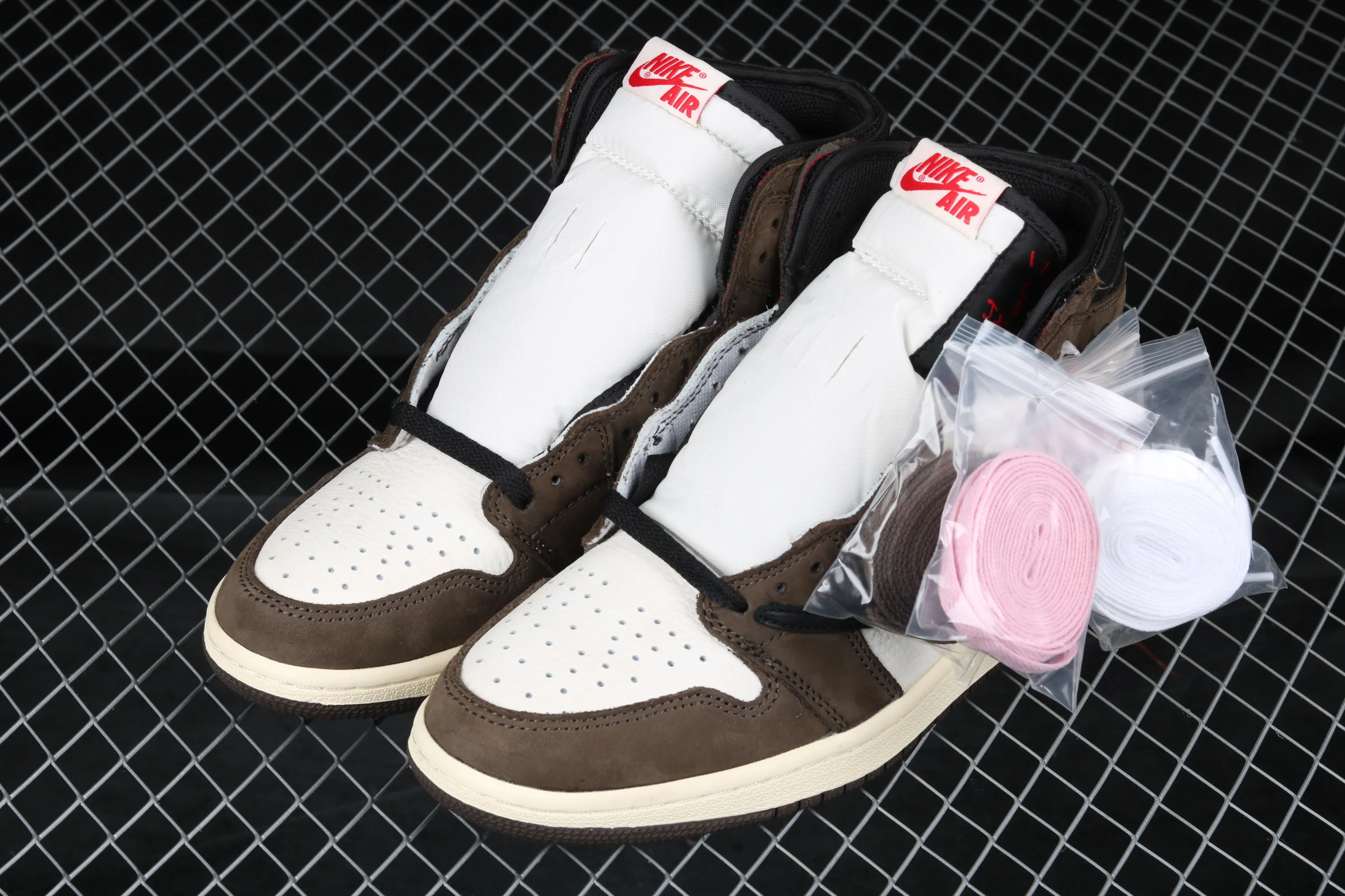 All Categories Air Jordan Jordan Series Basketball Shoes Air Jordan 1 High #ZG Version Travis Scott x Air Jordan 1 High OG AJ1 Reverse Hook Limited Edition CD4487-100